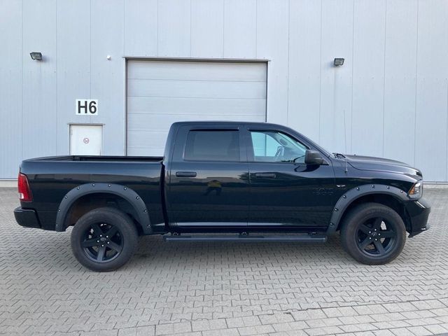 Dodge RAM 5.7 4×4 Crewcab LPG PLYN Kůže NAVI CAMERA