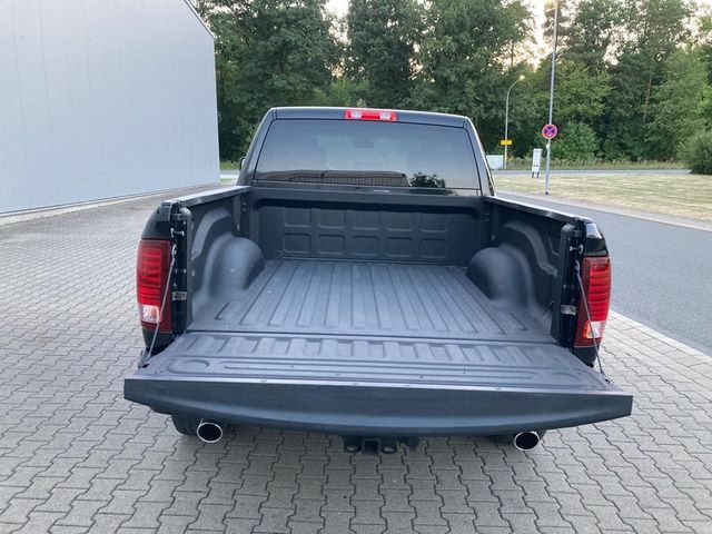 Dodge RAM 5.7 4×4 Crewcab LPG PLYN Kůže NAVI CAMERA