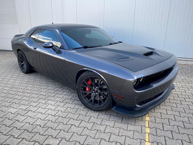 Dodge Challenger SRT Hellcat 6.2 Automatic 717 HP Navi