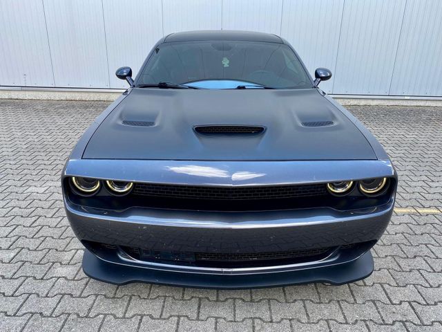 Dodge Challenger SRT Hellcat 6.2 Automatic 717 HP Navi
