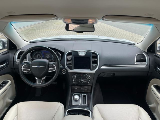 Chrysler 300C 3.6 AWD 4×4 Kůže 8SPEED NAVI ALPINE