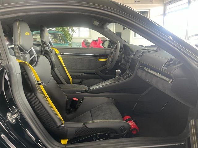 Porsche Cayman 718 GT4 PCCB Clubsport
