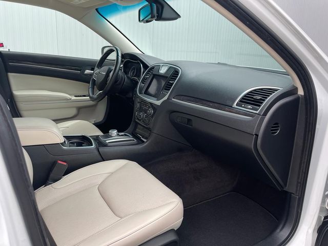 Chrysler 300C 3.6 AWD 4×4 Kůže 8SPEED NAVI ALPINE