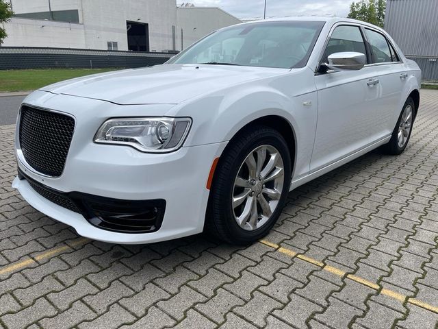Chrysler 300C 3.6 AWD 4×4 Kůže 8SPEED NAVI ALPINE