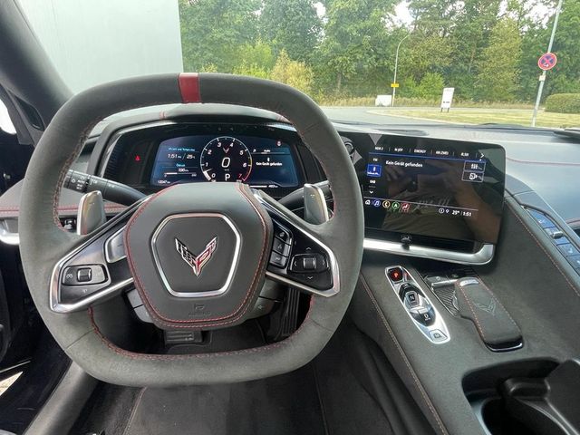 Corvette C8 Launch Edit 3LT Z51 EU Targa  Ihned k dispozici