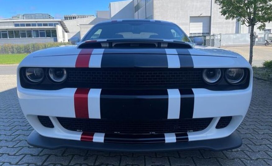 Dodge Challenger 6.4 SRT 8  Navi
