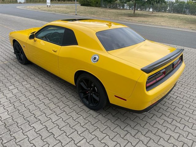 Dodge Challenger 6.4 SRT Scat Pack Navi